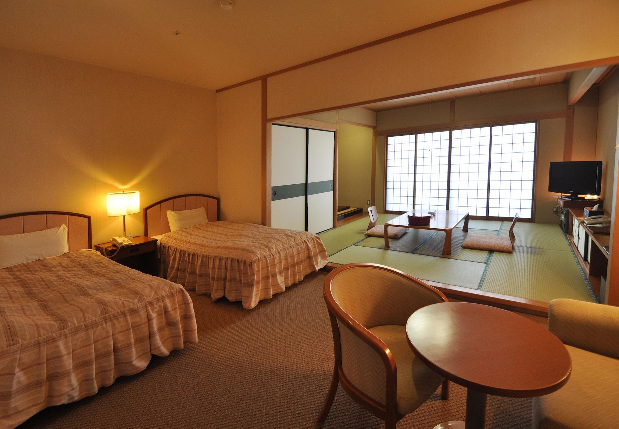 Hotel Shirasagi Kumamoto Kültér fotó